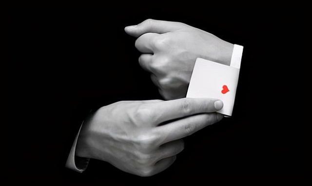 1971年，一件国宝在外宾宴会上离奇失踪，周总理如何高明处理？