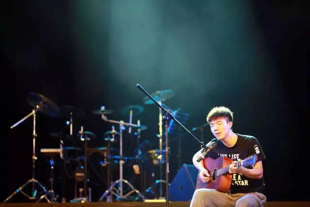 学猫叫都会唱的抖音神曲,最火的歌曲抖音学猫叫