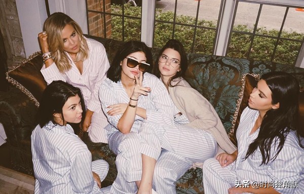 gigihadid最新走秀造型 (gigihadid复出走秀)