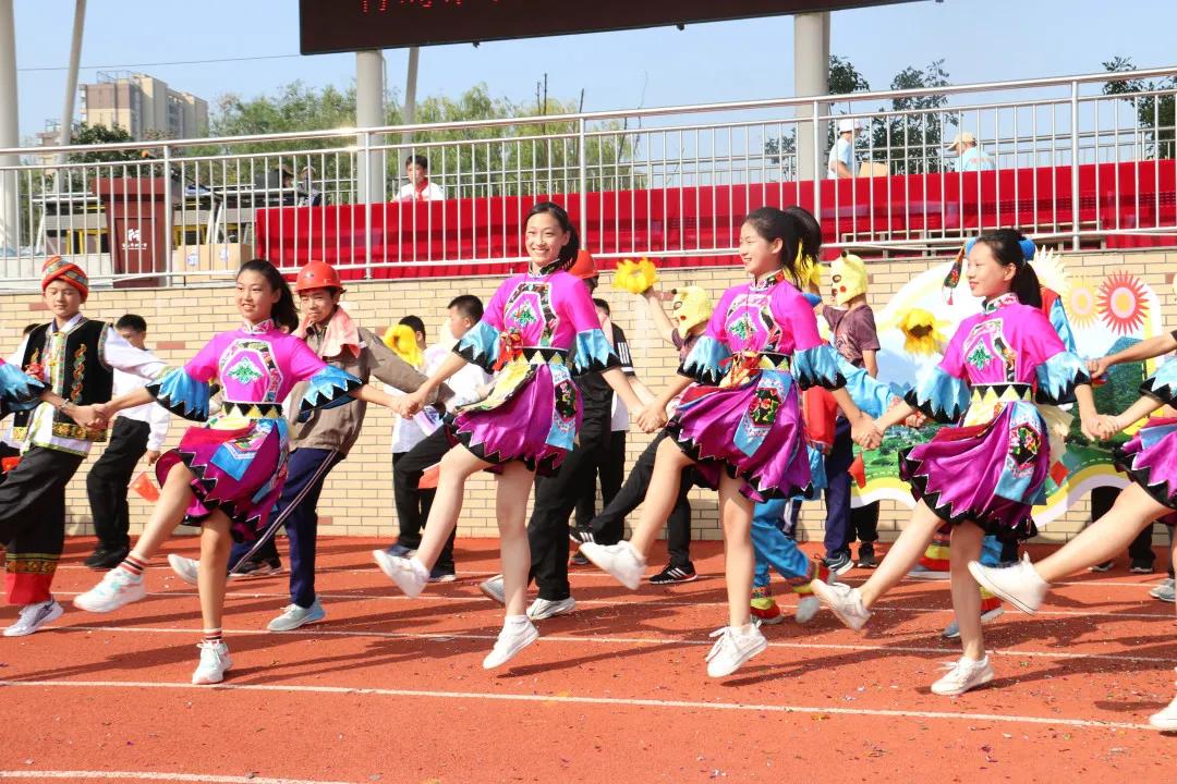 青岛市市北区小学生田径运动会,青岛新世纪市北学校运动会