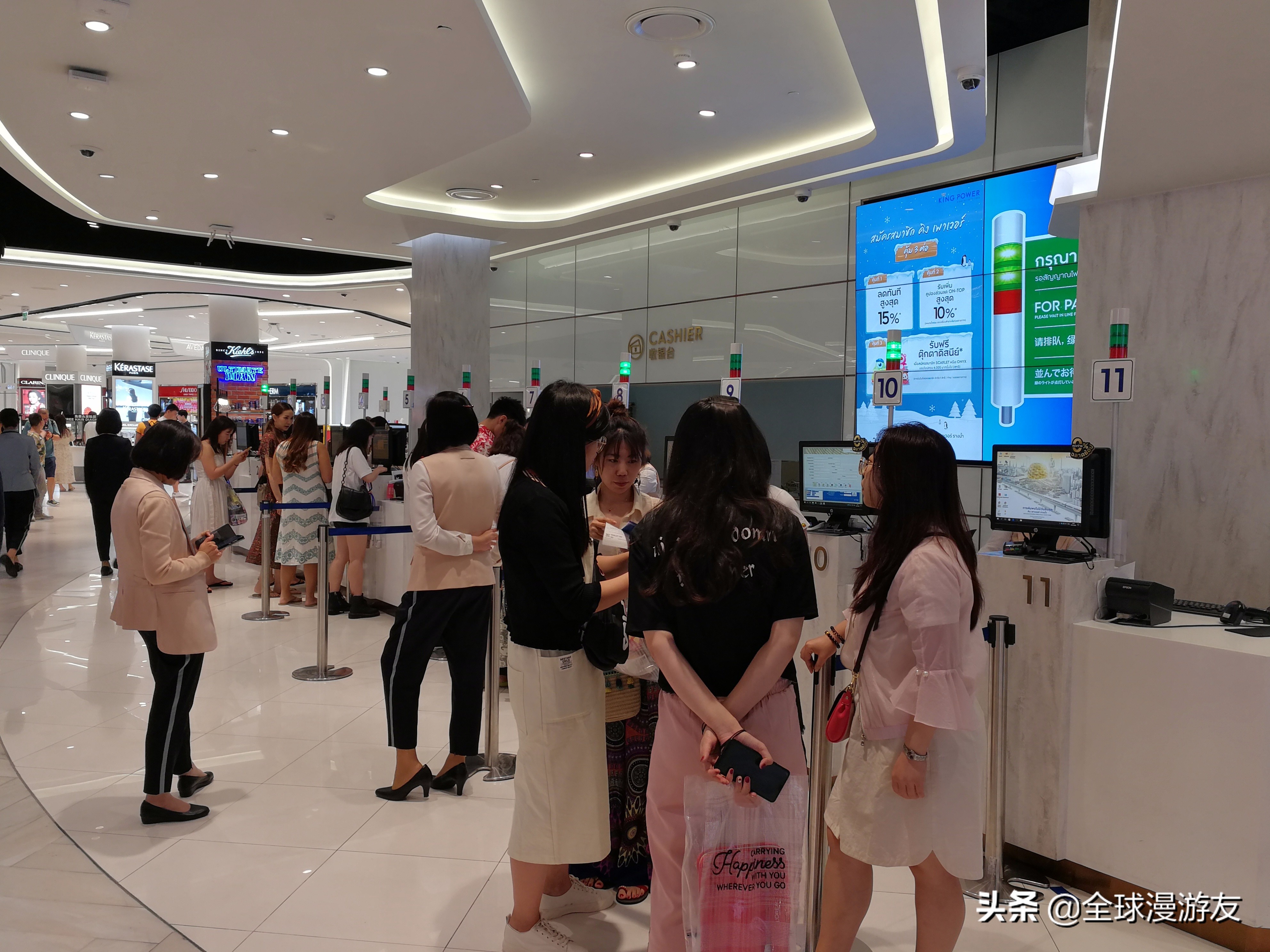 只带一部手机，不带现金，不会英语，看看能否完成泰国旅游？