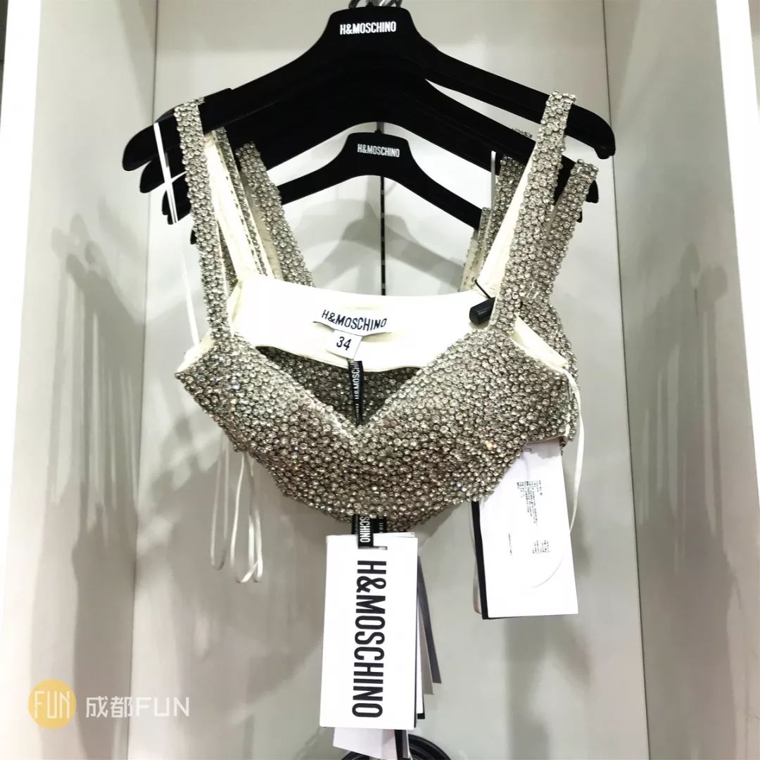 moschinohm合作款,hm和星际联名