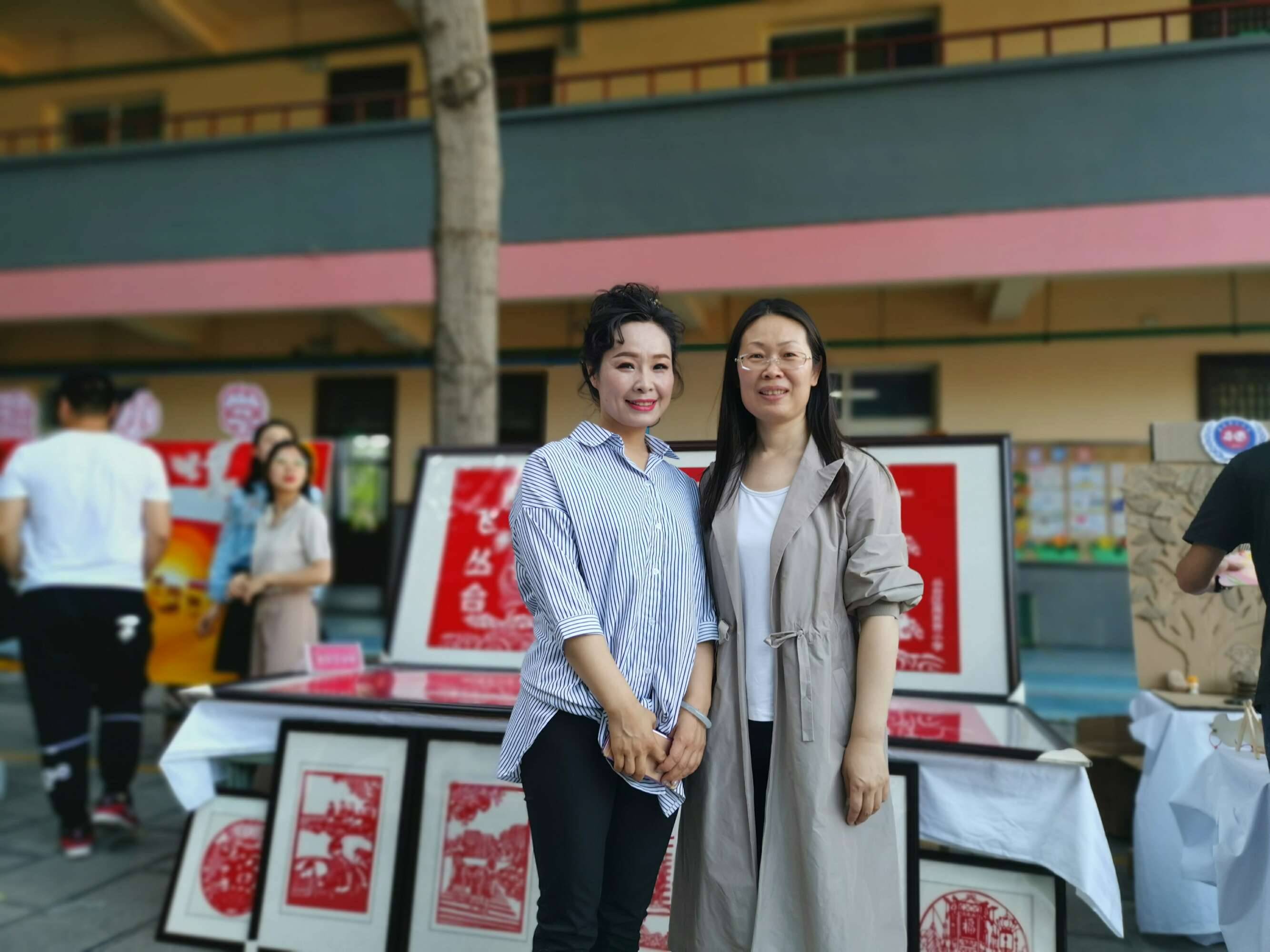 灏忓缁忓吀璇佃娲诲姩鍦嗘弧钀藉箷,灏忓瀹岀編鏀跺畼鍥炲繂鎴愰暱鍘嗙▼