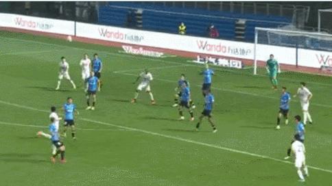 绝平不存在！越老越妖的申花，90分钟绝杀大连人