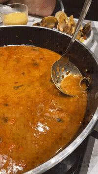 爆笑GIF：你敢出想法我就敢出人力，这就是农村的超神建筑队