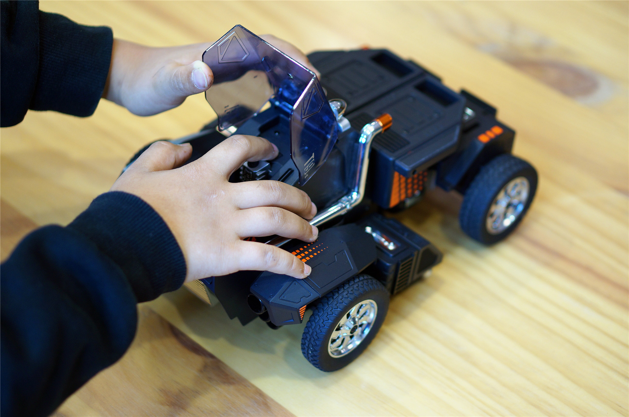 小天才手表可操控机器人,小天才手表密码忘了怎么解锁