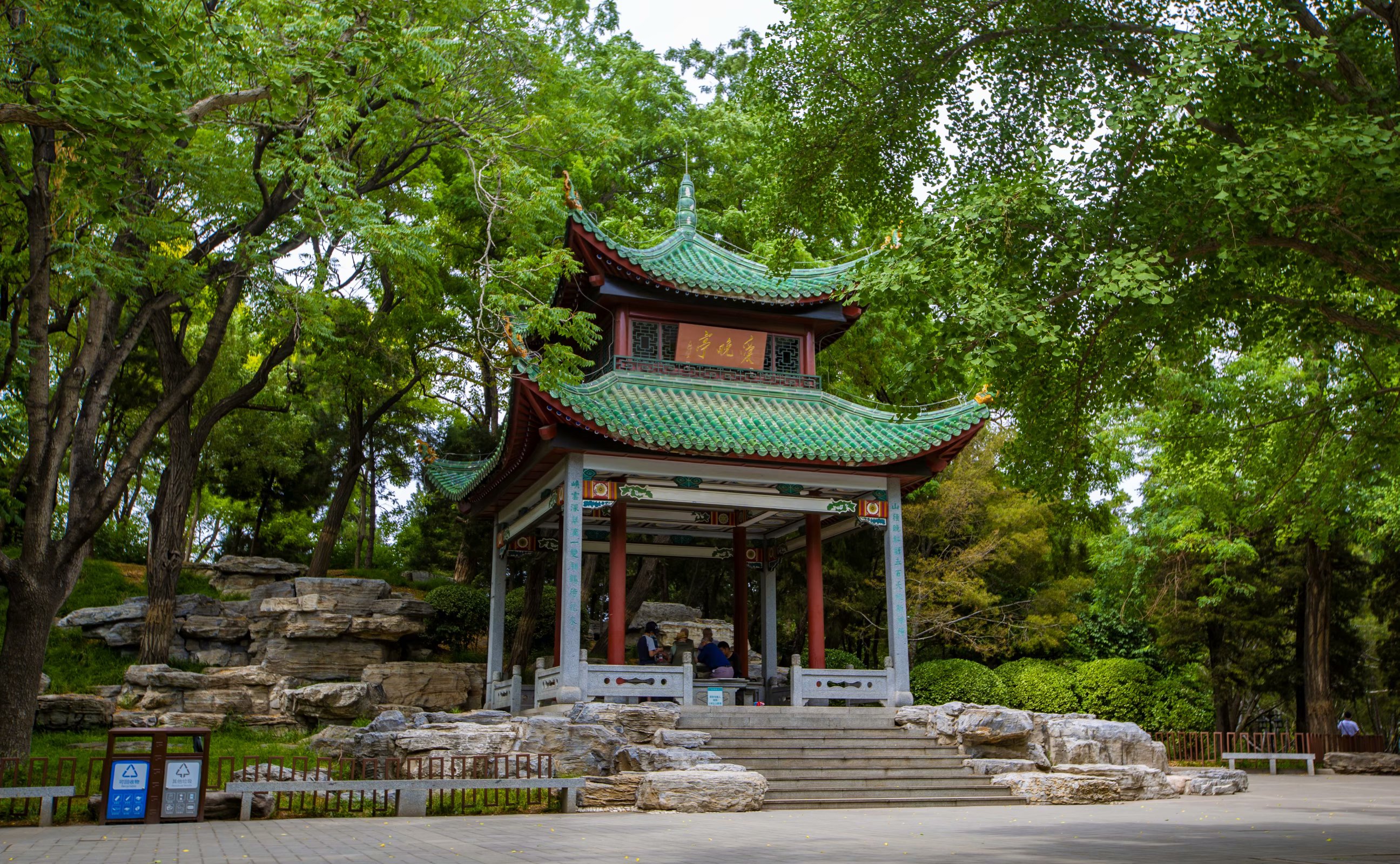 北京陶然亭与陶然桥是一个地方吗,陶然亭公园在陶然桥的哪个方向