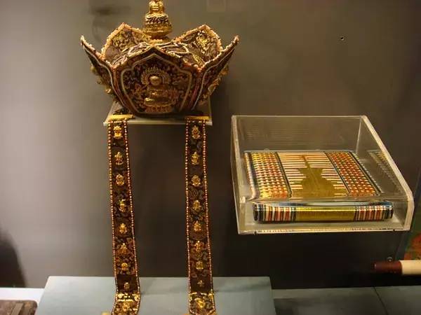 世界上现存最大最完整的木质宫殿,最豪华的宫殿是什么朝代