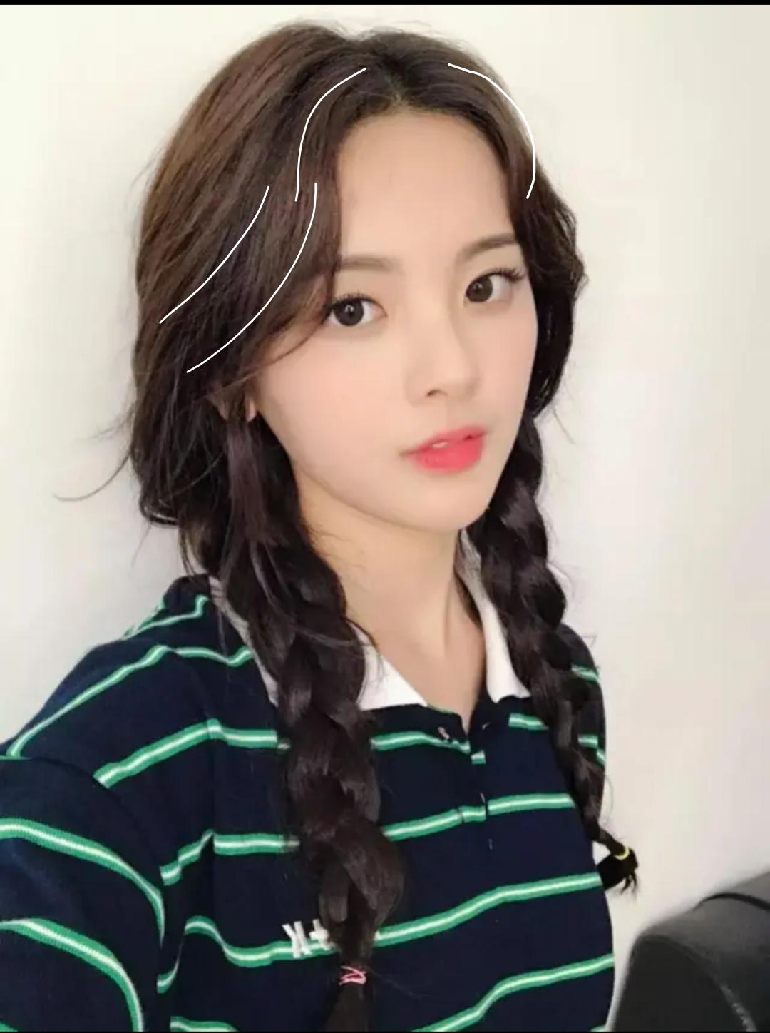 适合披头发的编发过程简单,好看又简单的披发编发教程