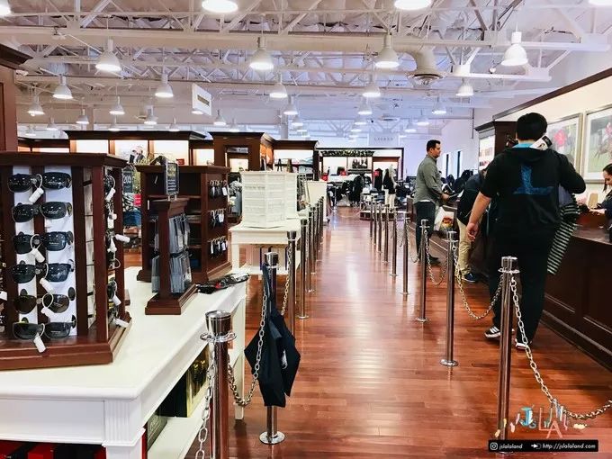 嗨购奥特莱斯大品牌白菜价,奥特莱斯品牌一折