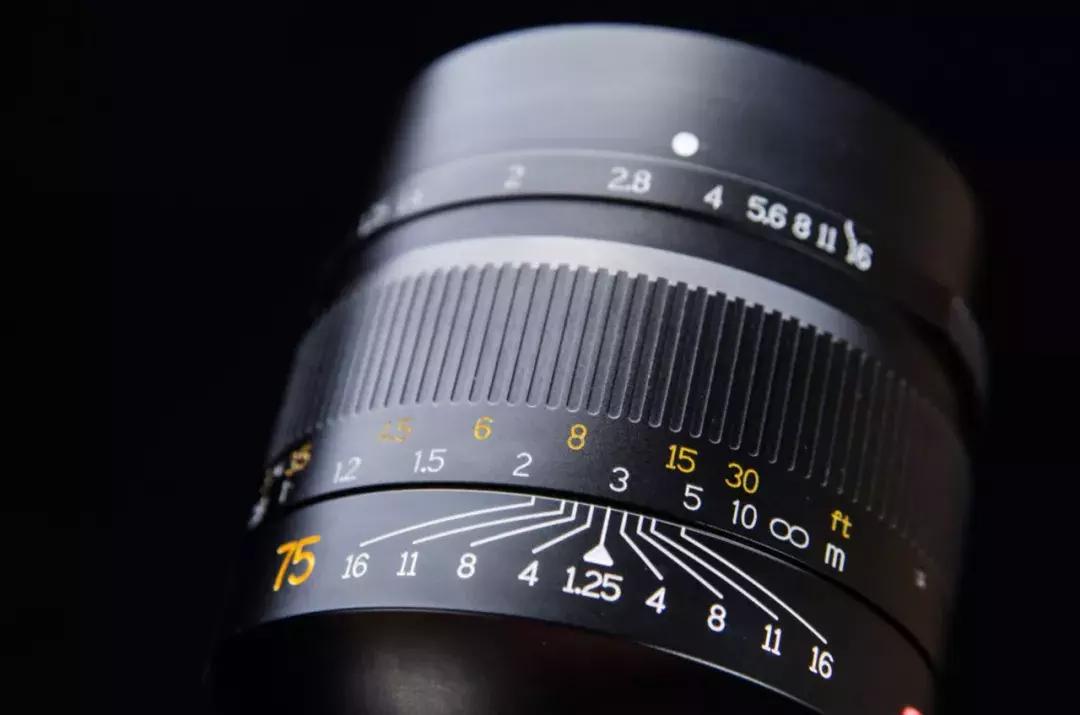 七工匠35mmf1.4和50mmf1.8,七工匠55mmf1.4价格