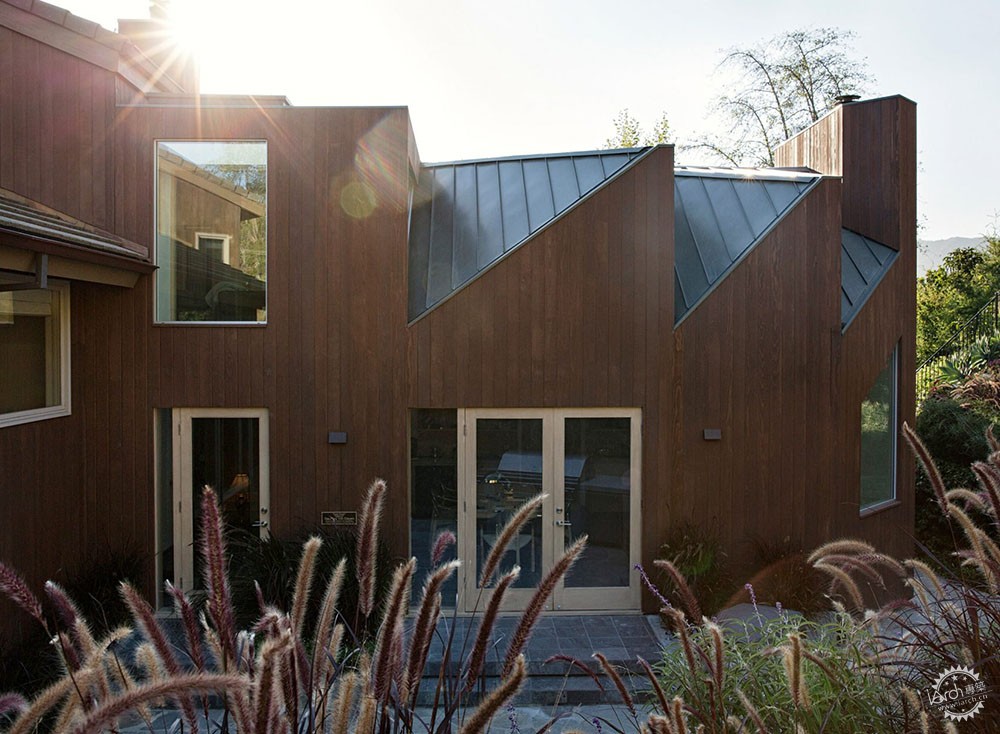 在家办公这种方式真的适合你吗,窝在家里高效办公