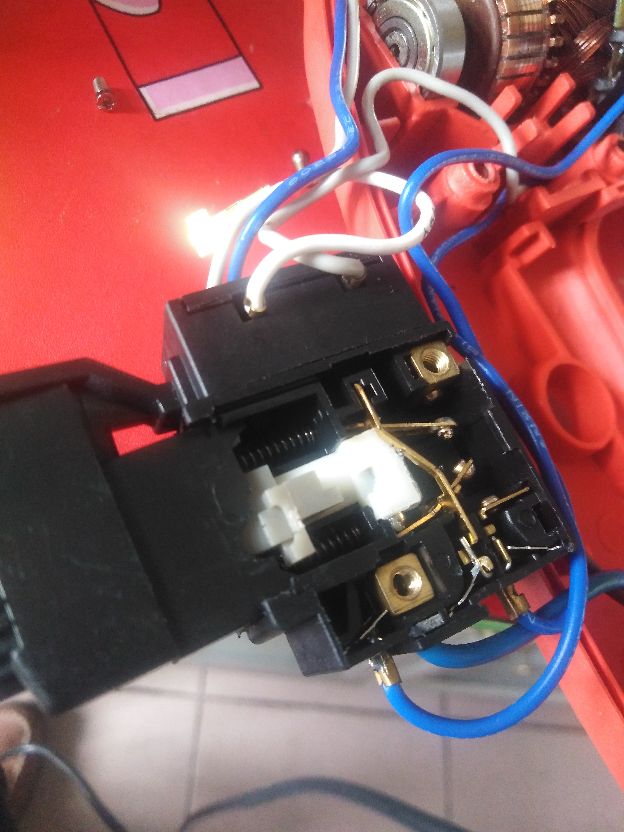 手电钻内部构造,手电钻的各组成部分图片