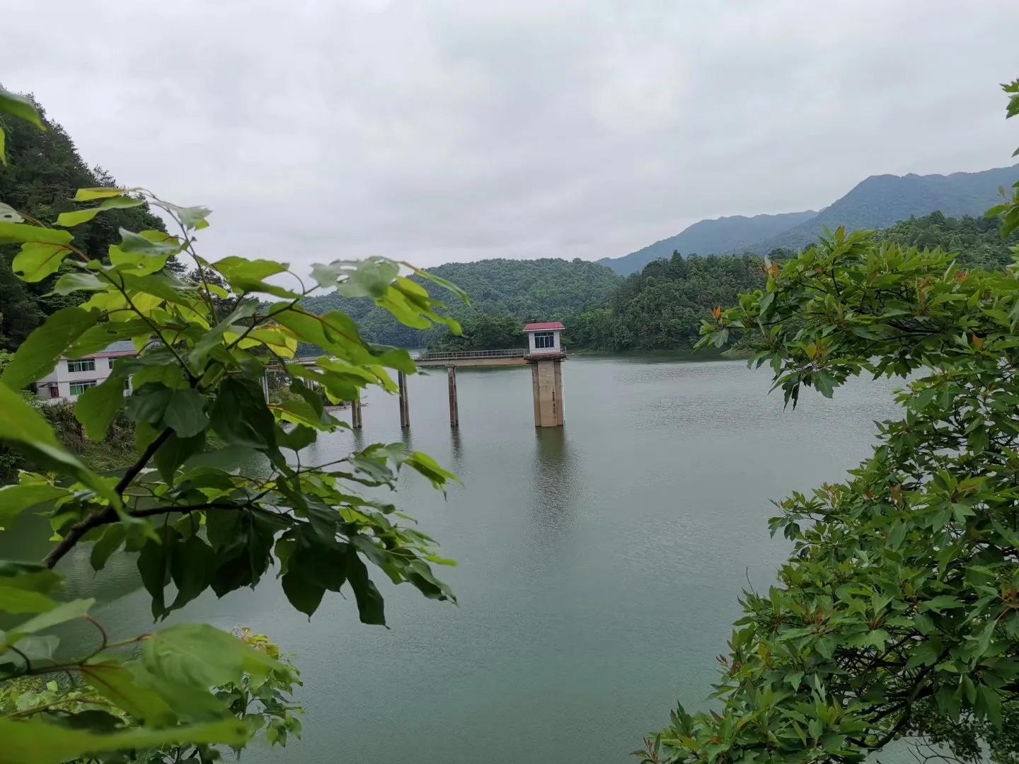 严重的尖锐性湿疣能治好吗,尖锐性湿疣哪型最严重