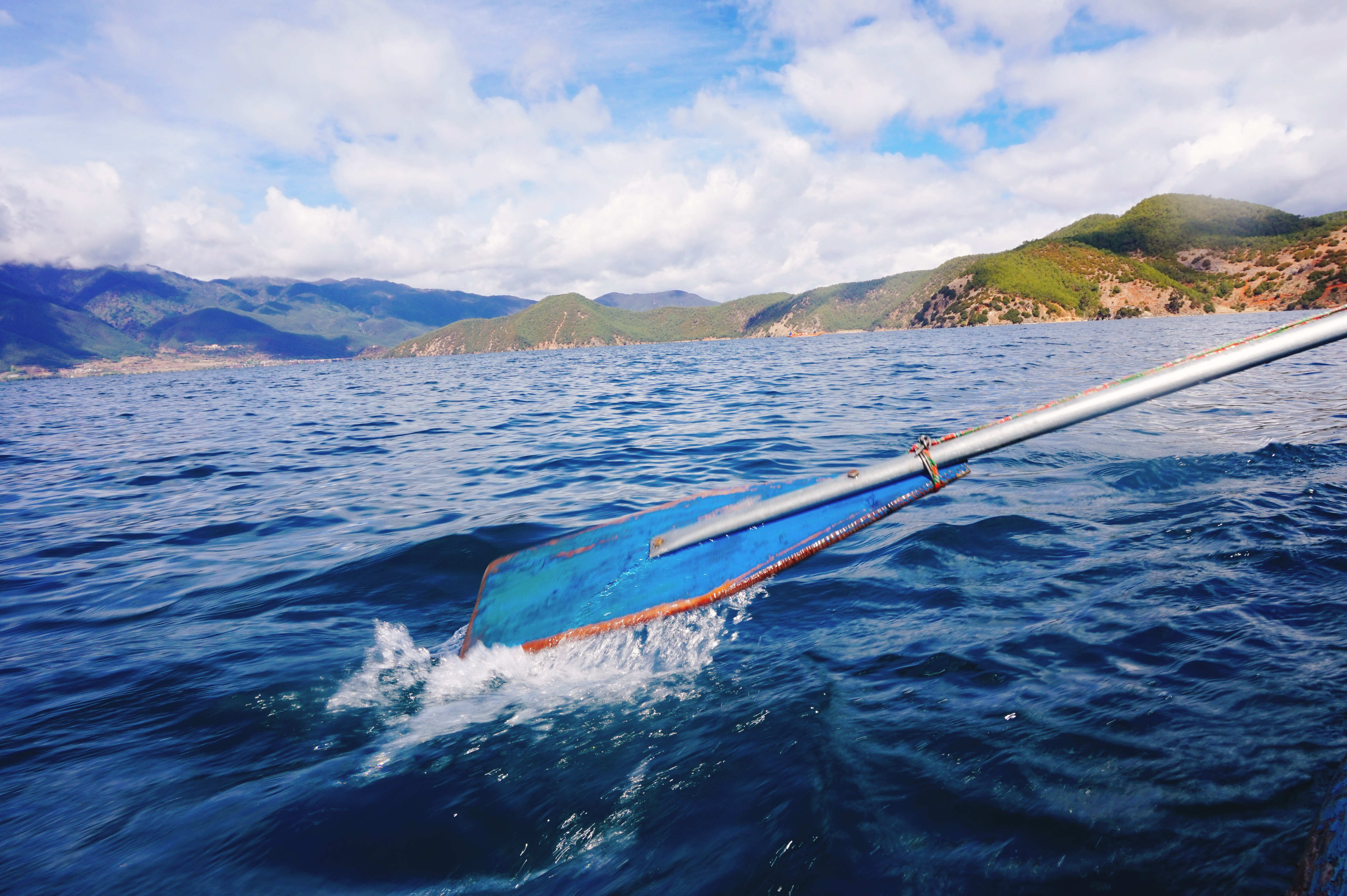 泸沽湖摩梭人美食,泸沽湖母亲的湖