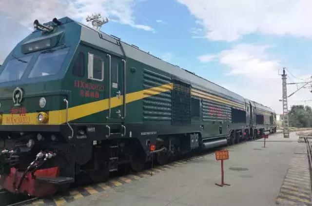 内燃机火车头都有哪些样子,中国内燃机车火车头