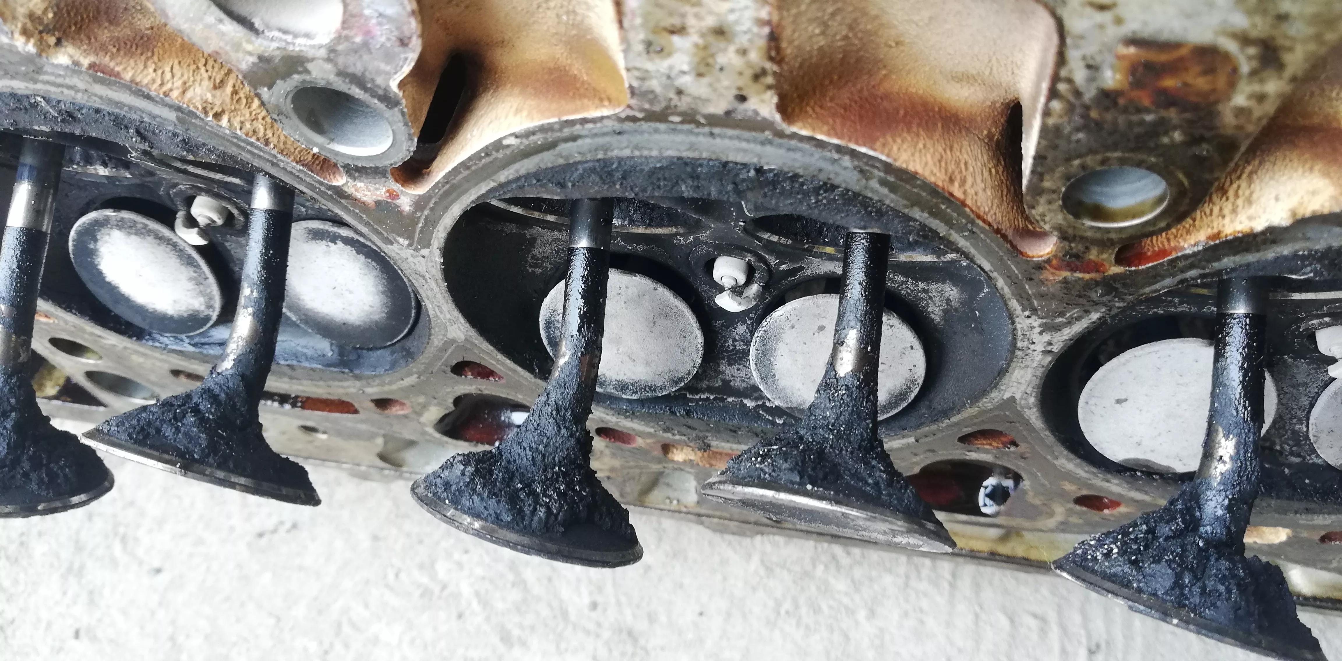 奥迪大众烧机油,怎么发现奥迪车烧机油