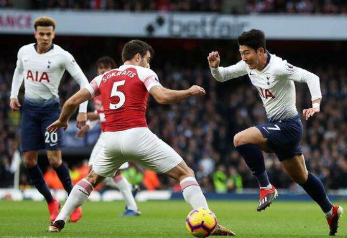 亚洲杯点球争议,新华社为国足辟谣