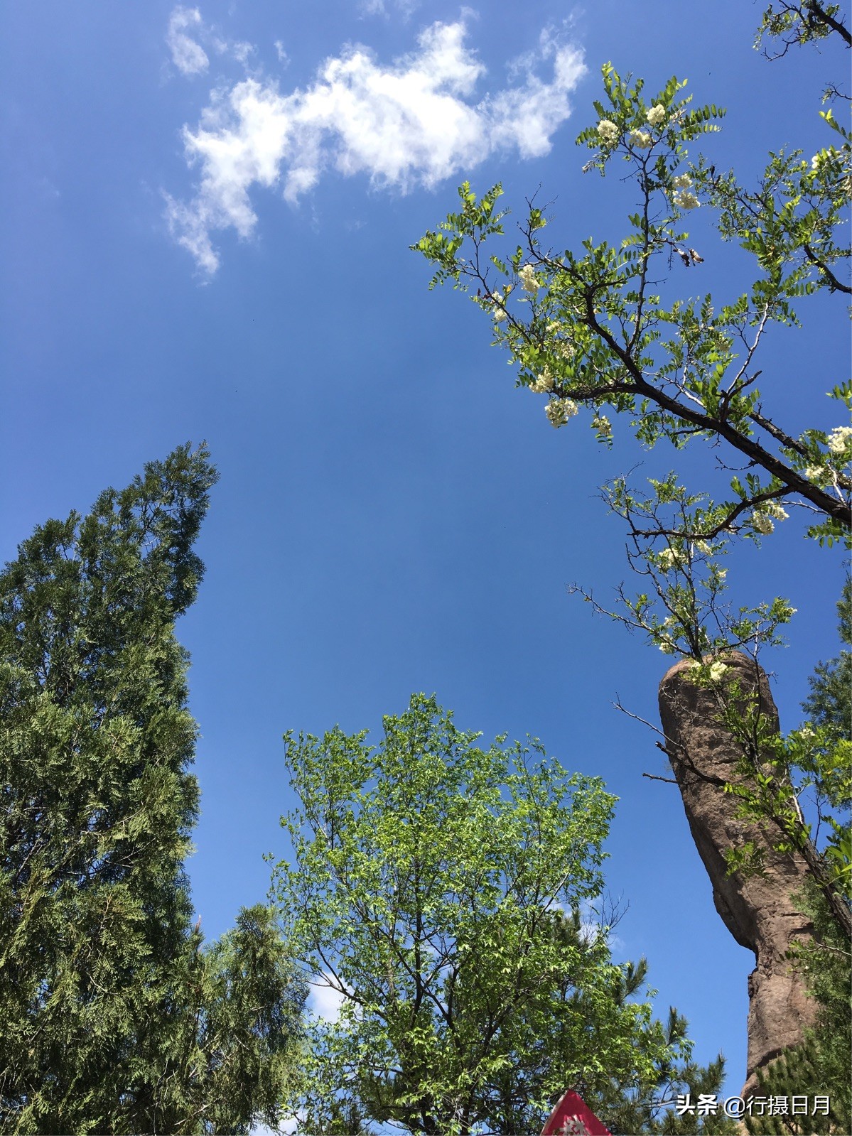 大自然鬼斧神工奇特山峰,大自然的鬼斧神工造就的奇峰怪石