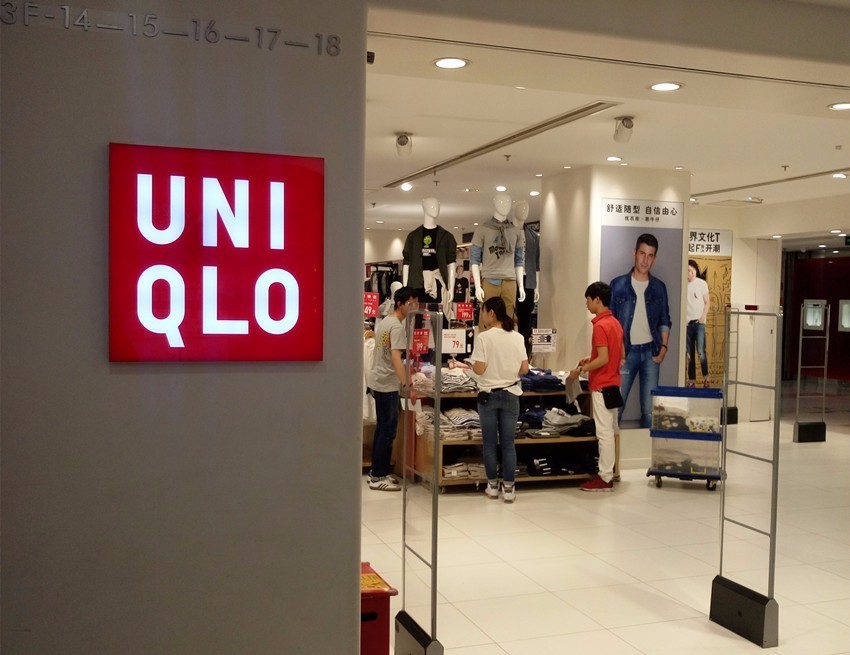 优衣库抢kaws,优衣库kaws2021疯抢了吗