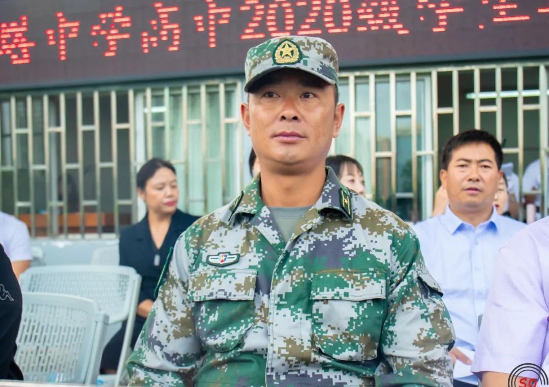 闈掓槬椋炴壃鍐涜,闈掓槬鏃犵晱鎵竼璧疯埅鍐涜鍦嗘弧钀藉箷