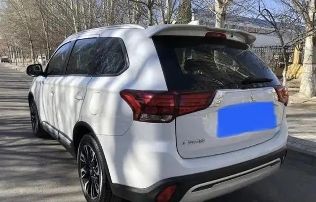 2020款欧蓝德2.0畅享版落地价,欧蓝德2.0两驱畅享新车落地价