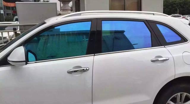 锁车以后车钥匙忘后备箱怎么办,锁车后钥匙忘在车内怎么办