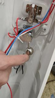 格力电热油汀取暖器拆解测评,美的油汀和先锋取暖器哪个好