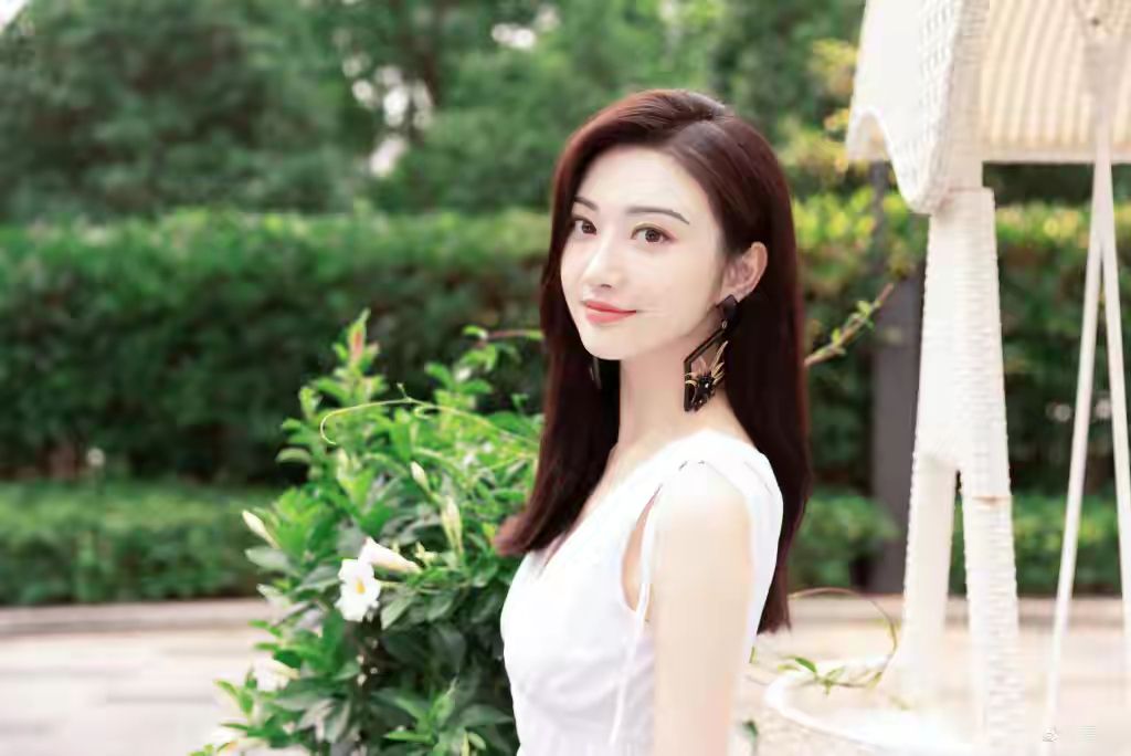 明星*制抵**私生是矫情？粉丝：私生的恐怖，你不懂