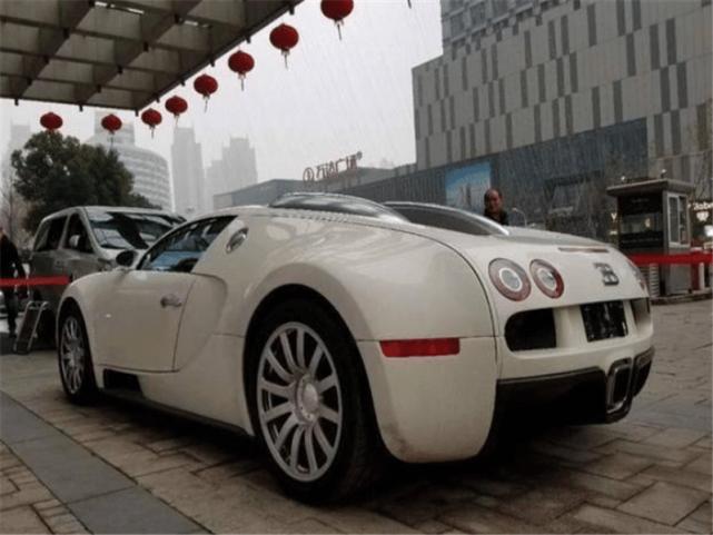 含着金汤匙出生，力帆“太子爷”连布加迪都养不起？