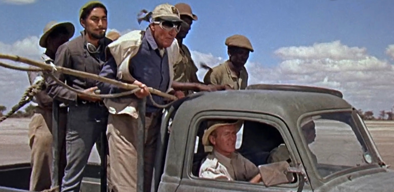 奥黛丽赫本歌曲月亮河歌词大意,奥黛丽赫本出场时的经典音乐