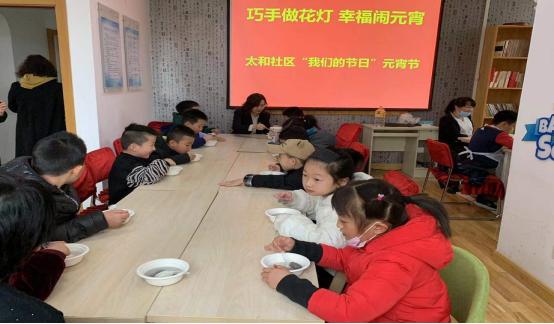 兰州市西固区赶制花灯迎新春,兰州非遗花灯闹元宵耀新春