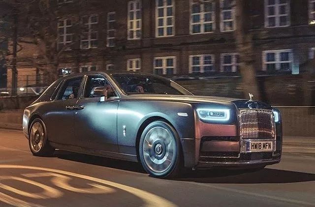 宇舶和天梭手表哪个好,戴天梭开什么车