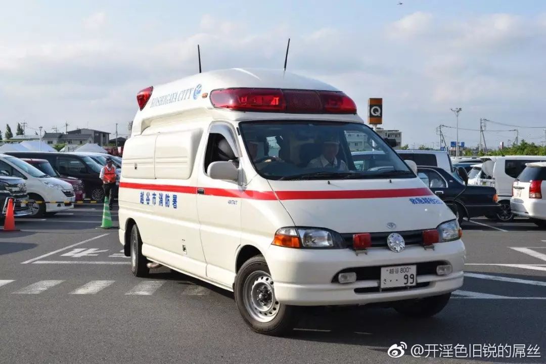 丰田大脚怪车 (便宜又好骑的复古车)