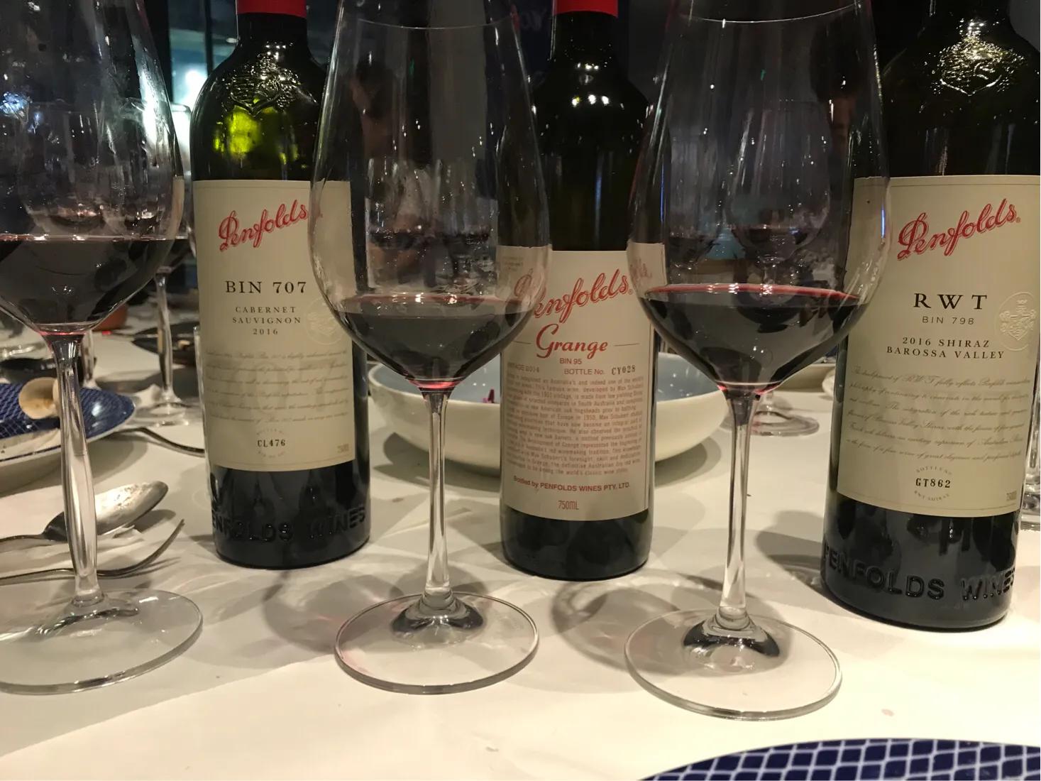 在宁波组了一场1800元一位的奔富酒局