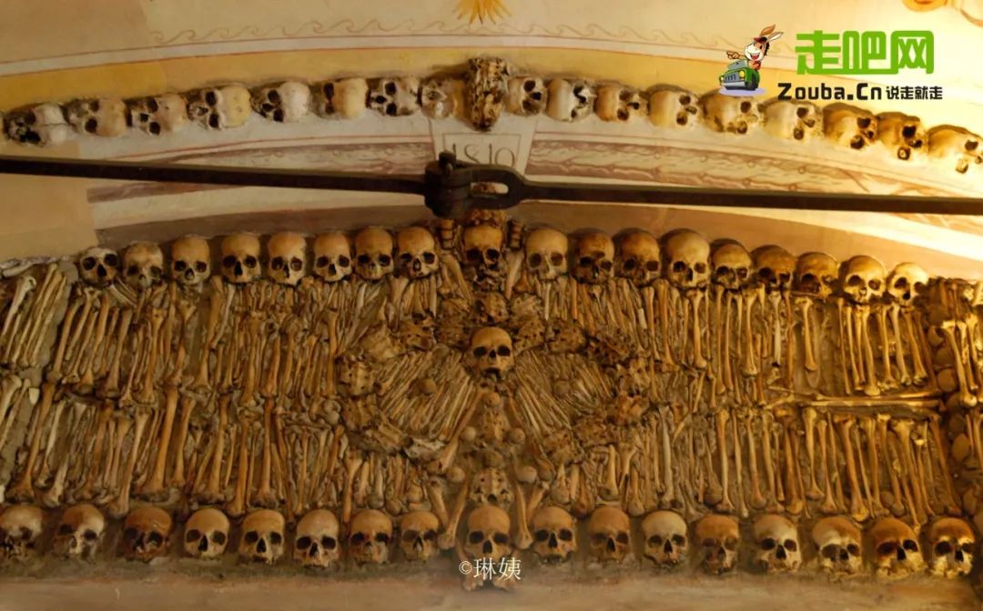 女教师3年游20国,六十岁的女人一个人穷游中国