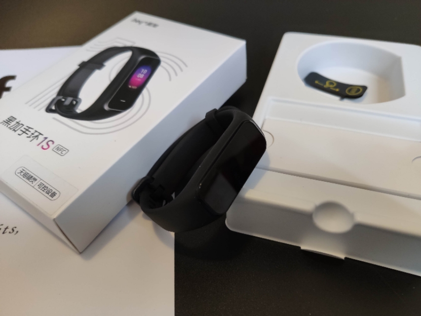 手环中的“性能之王”黑加手环1s体验