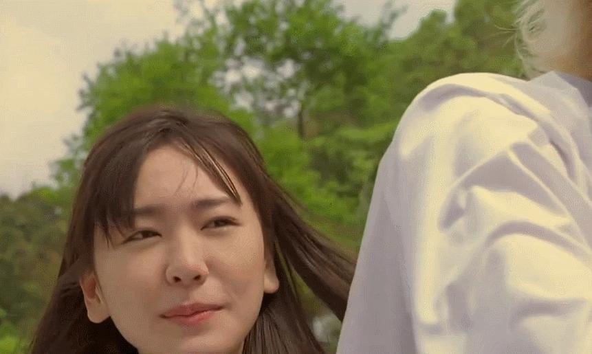 网红脸是什么意思和解释,网红脸是贬义还是褒义