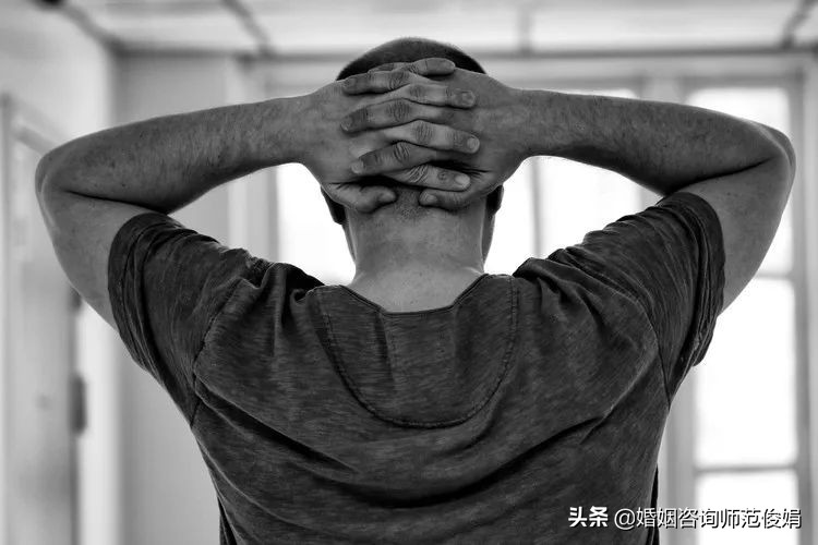 当你觉得婚姻没有安全感怎么办,婚姻中没有安全感总觉得对方出轨