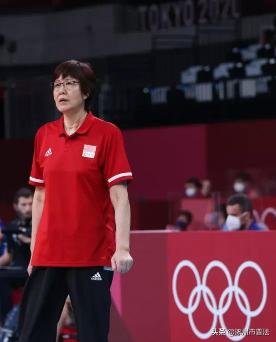 地铁安保拽女子下车处理结果,官方回应地铁保安拖拽女子事件