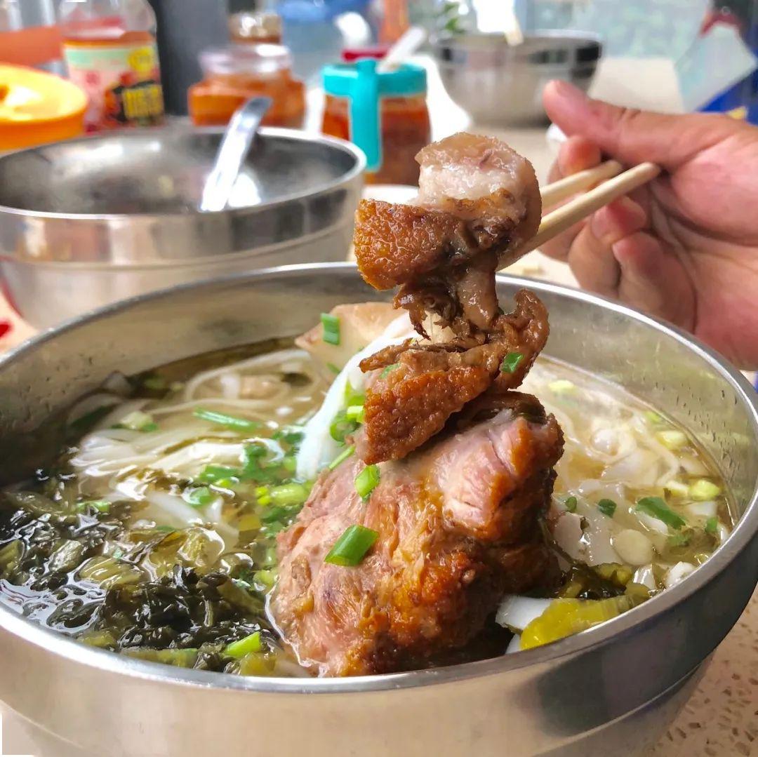 大猪蹄子能不能多吃,遇到猪怎么办