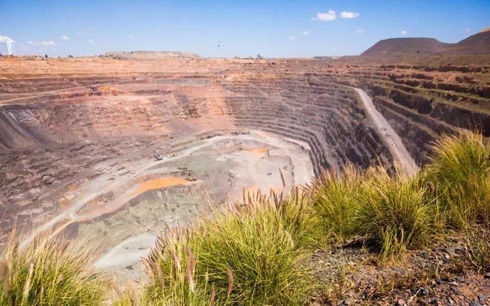 世纪骗局钻石,南非钻石有什么猫腻