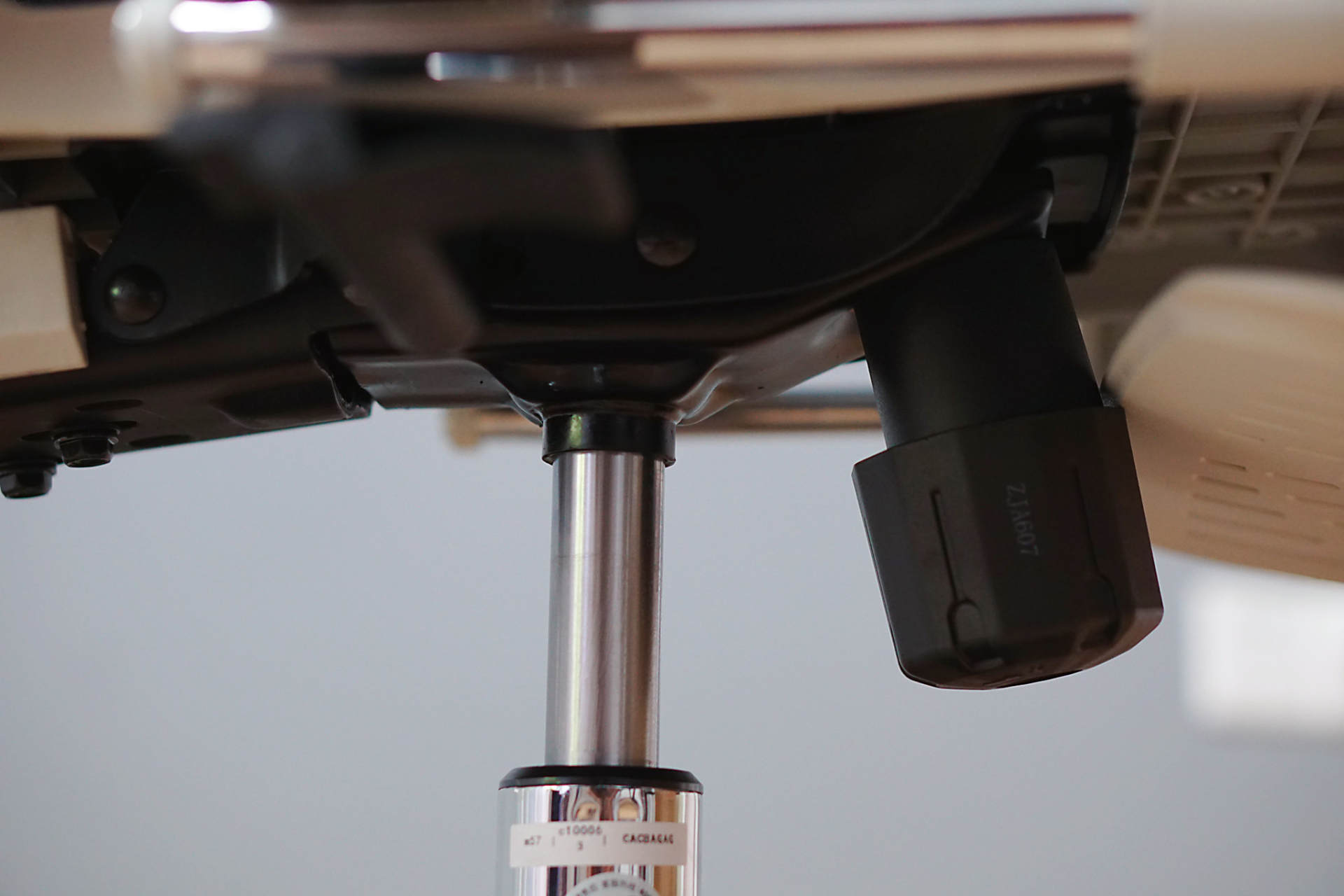 人体工学椅可调节护腰,人体工学护腰坐姿椅