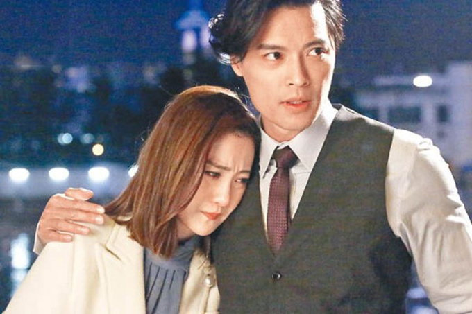 33岁女星被爆背着男友偷吃，却辩称：无法抽离角色！艺人王喜开怼