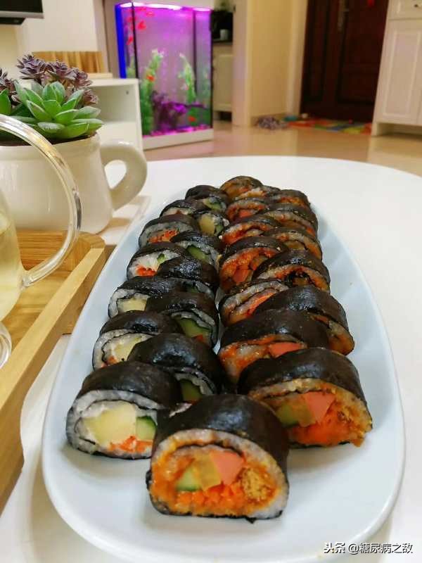 一型糖尿病必须一天打四针,患糖尿病31年每天吃20多种东西