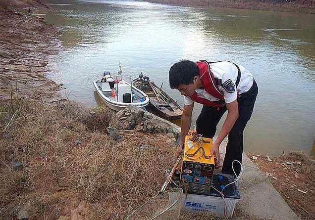 承包千亩水库！投放30万尾小鱼苗，收获季节却满脸愁容，什么情况