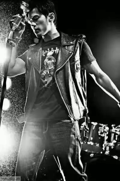 那些年充满活力青春的爆火歌曲,杰伦经典歌曲40首