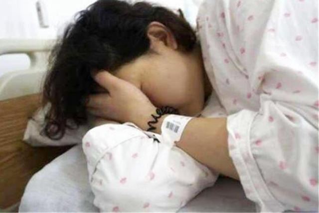 顺产的宫口十指到底有多大,顺产分娩开十指是怎么样的