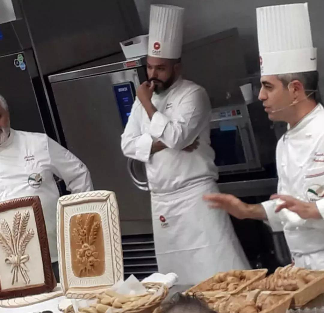 意大利是著名的时尚设计之国,意大利是真正的美食之都