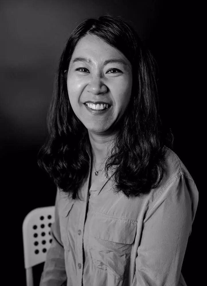 十位残障女性的肖像